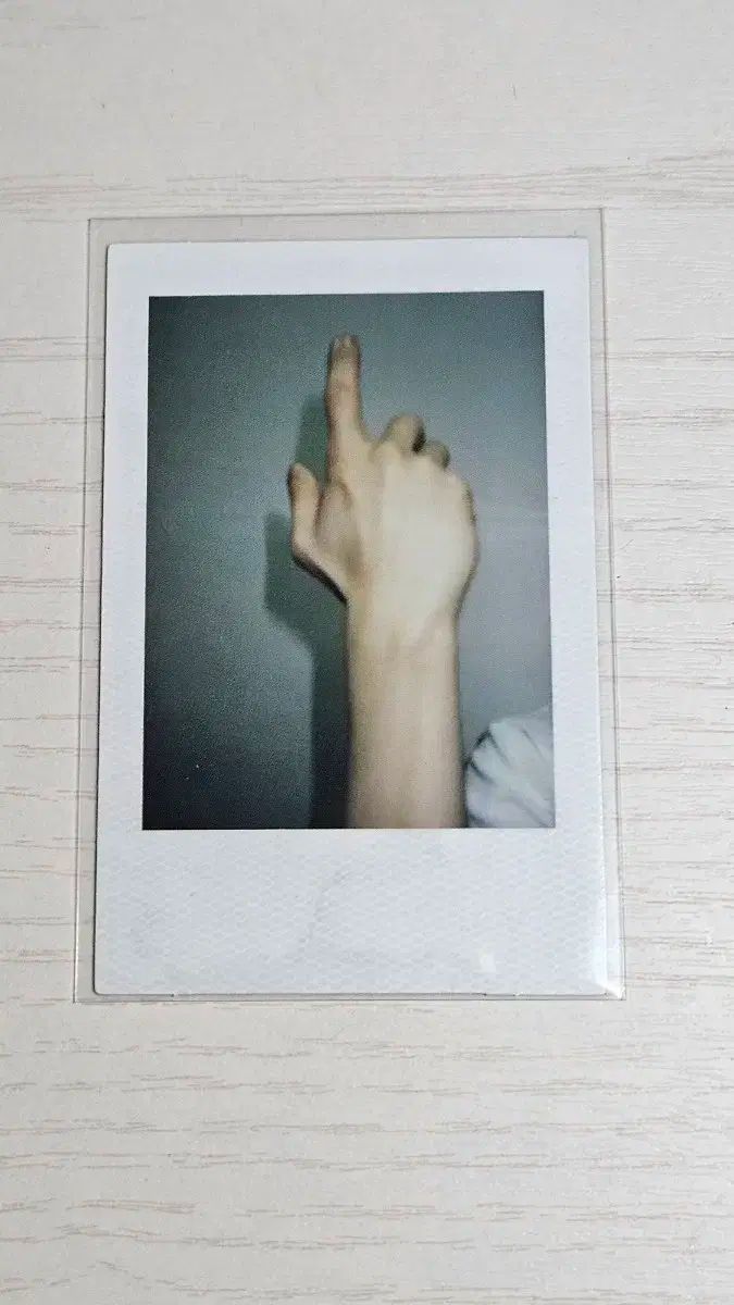大学生 割引 テミン(TAEMIN) 手 オブジェ チェキ ポラロイド - メルカリ K-POP・アジア