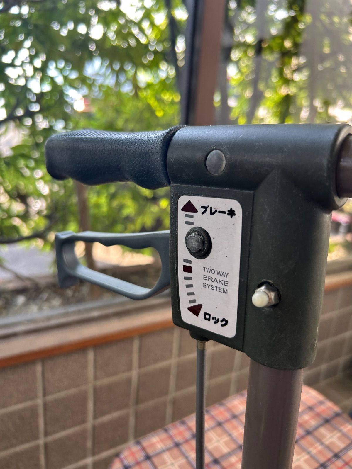 シンフォニーSP 歩行器 シルバーカー たっぷり収納バック付き