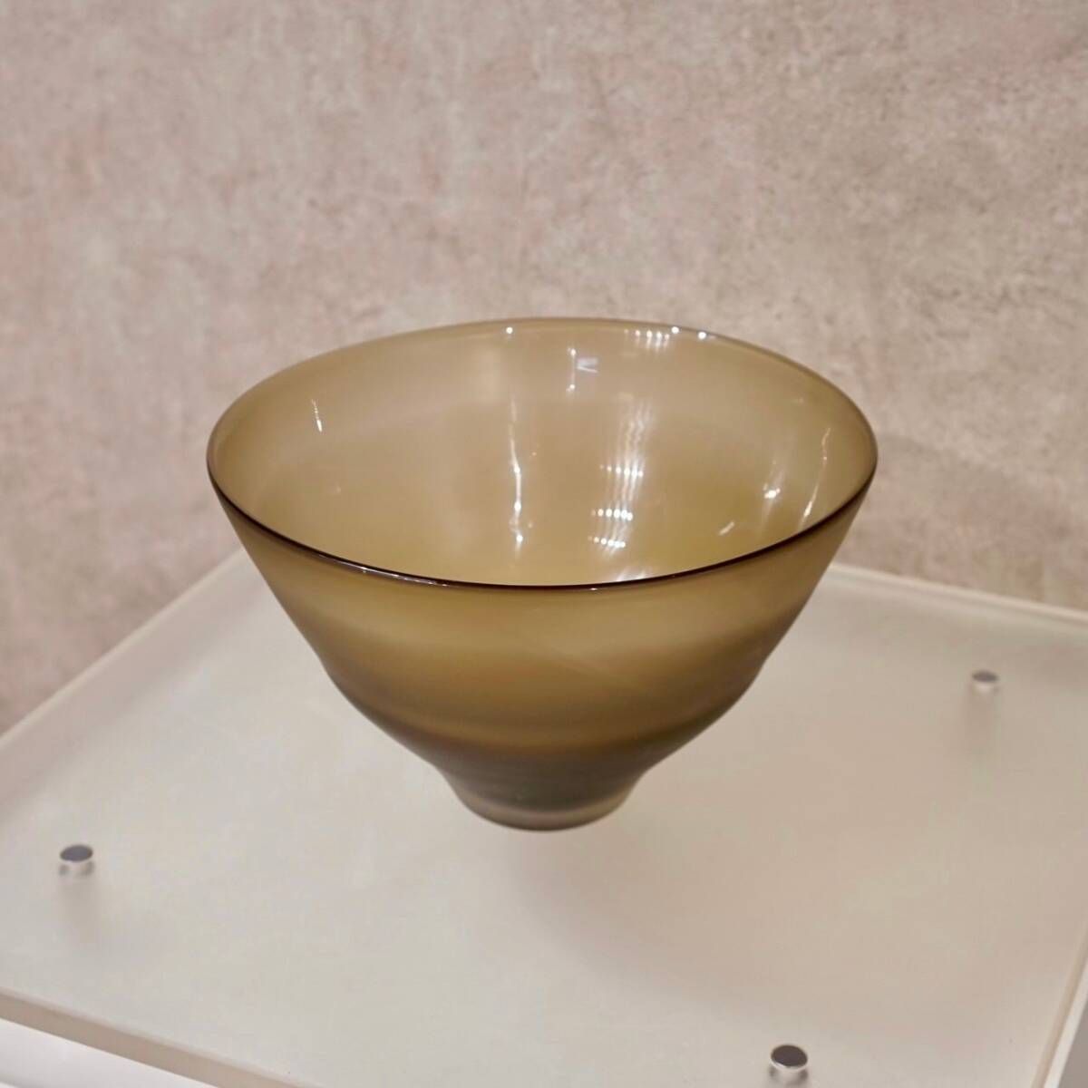 極美品　BoConcept ボーコンセプト　螺鈿 貝細工　傘立て　花瓶 ボーコンセプト BoConcept フラワーベース 花瓶 ガラス