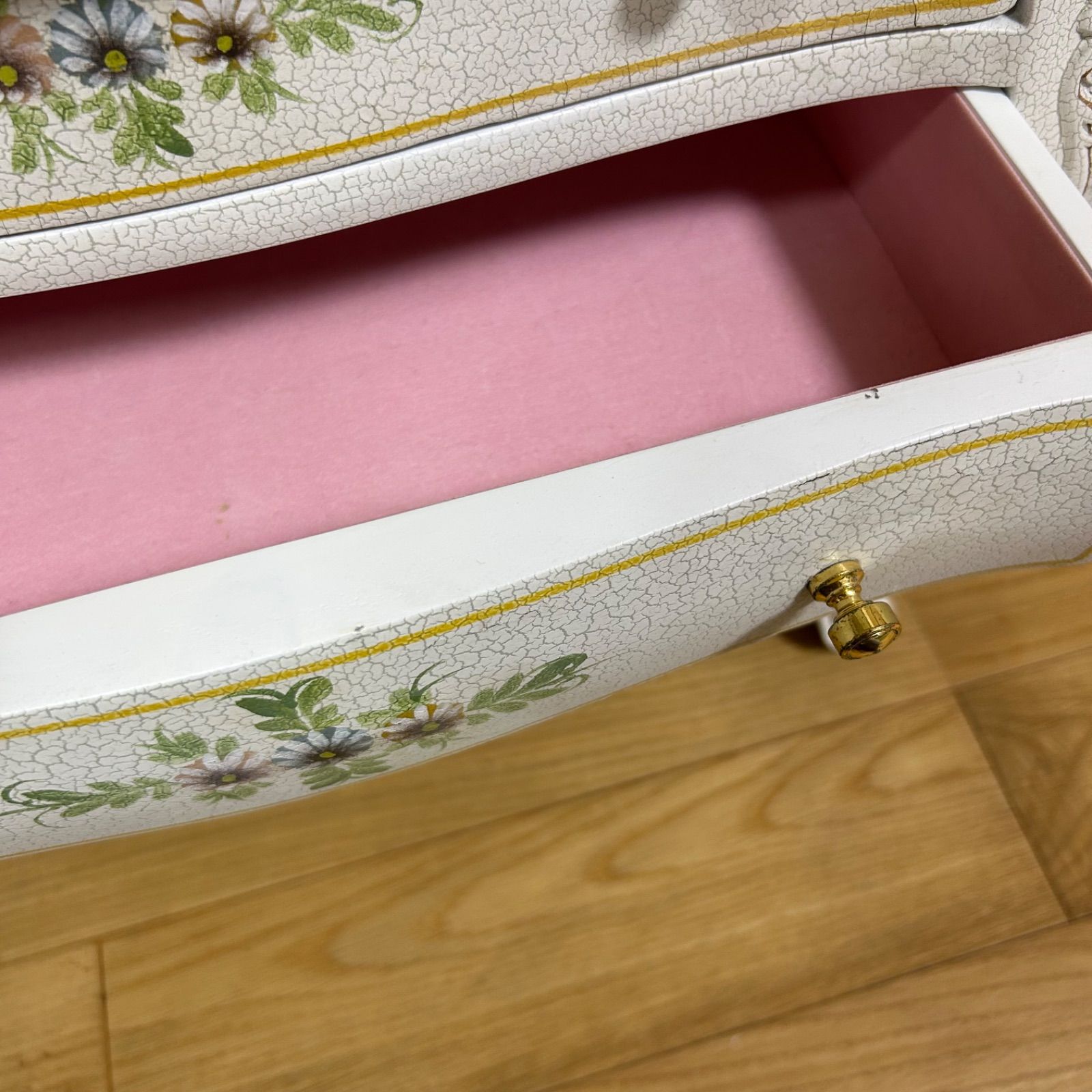 ロココ調 インテリア家具