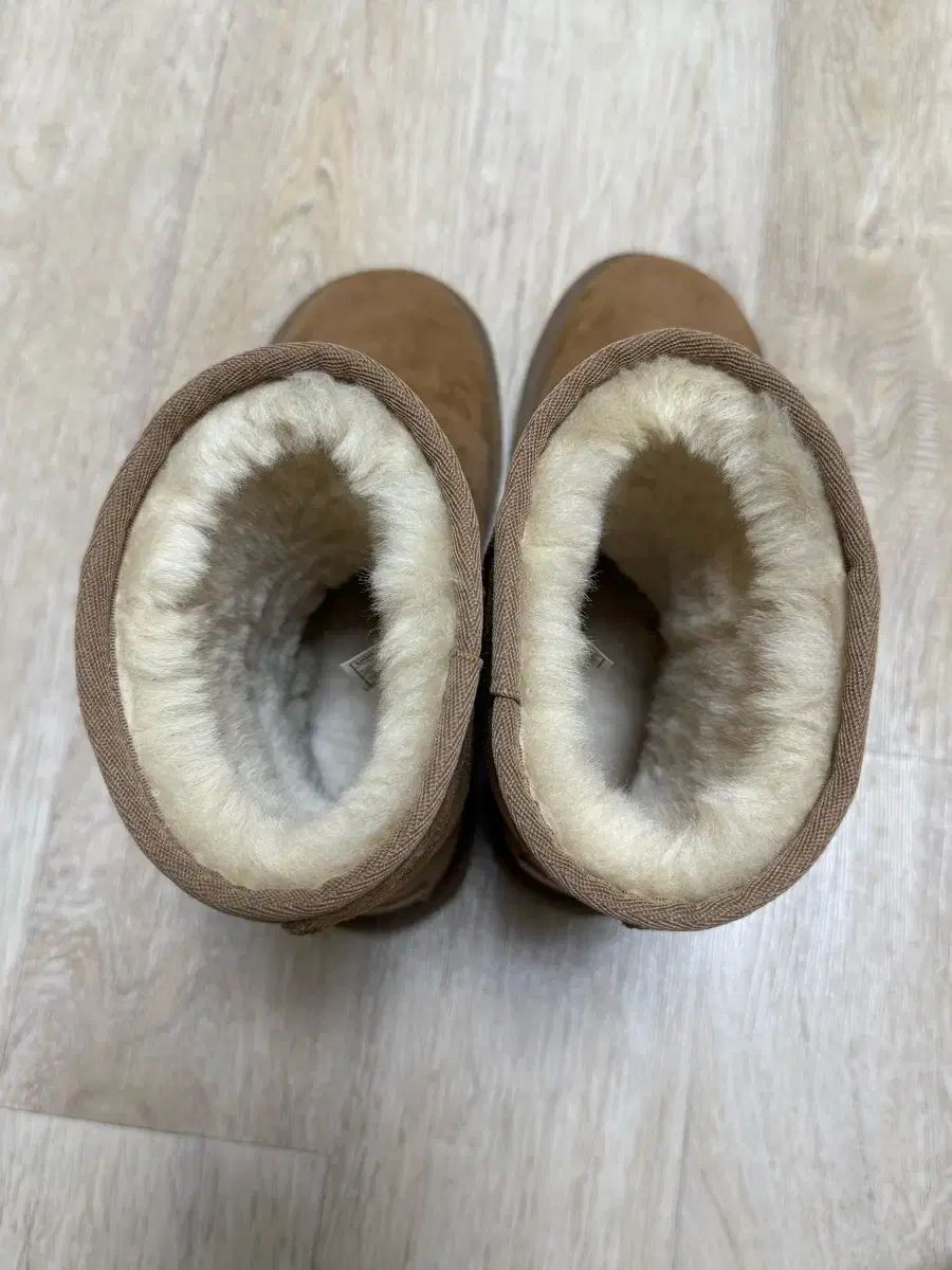 UGG アグ