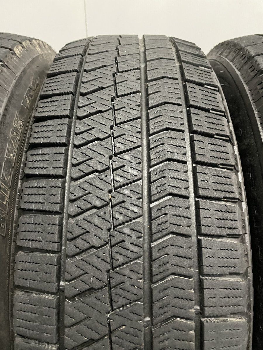 BS BRIDGESTONE BLIZZAK VRX2 195/65R16 16インチ スタッドレス 4本 22年製 ロッキー レックス アテンザセダン等　(KTK105)