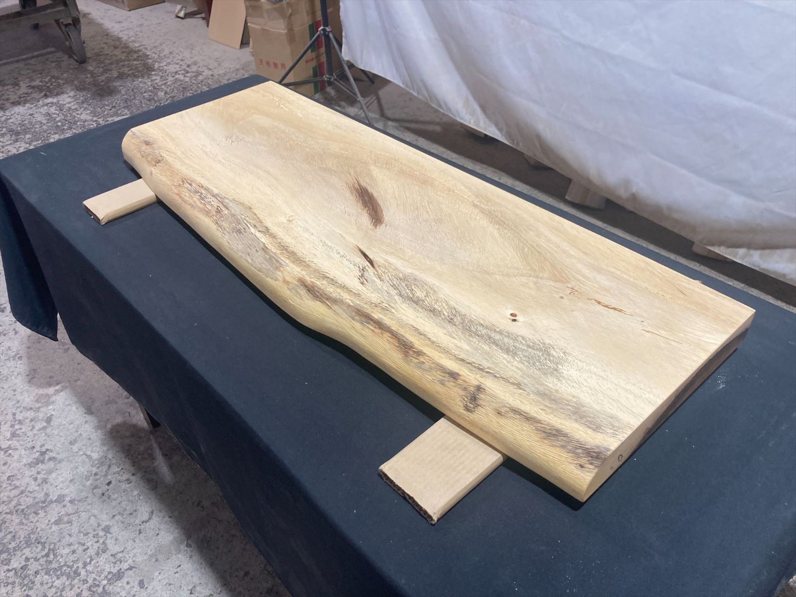 モンキーポッド9060 一枚板無垢 乾燥材 1000ｘ330-360-320ｘ48mm カウンター センターテーブル ダイニングテーブル