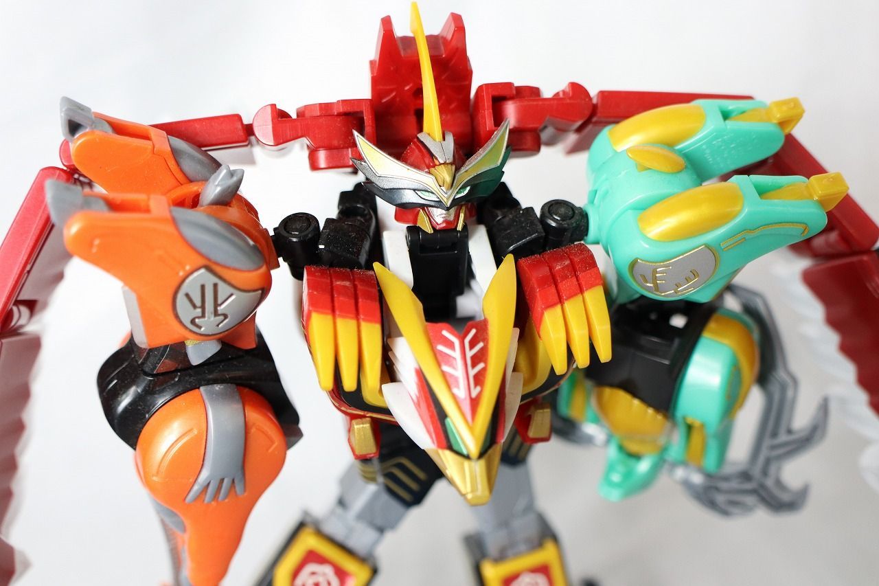 希少美品　破損無し　バンダイ 百獣戦隊 ガオレンジャー DX ガオイカロス Amazon.co.jp: 百獣戦隊 ガオレンジャー DX 百獣合体