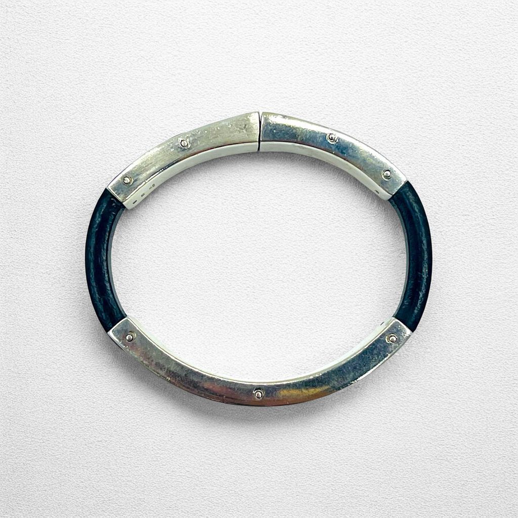 GUCCI レザー シルバー バングル ブレスレット Silver 925