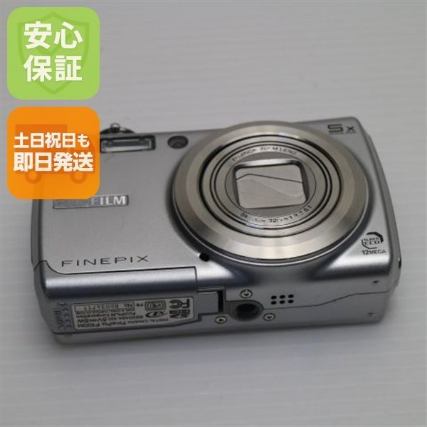 超美品 FinePix F100fd シルバー 即日発送 FUJIFILM デジカメ デジタル