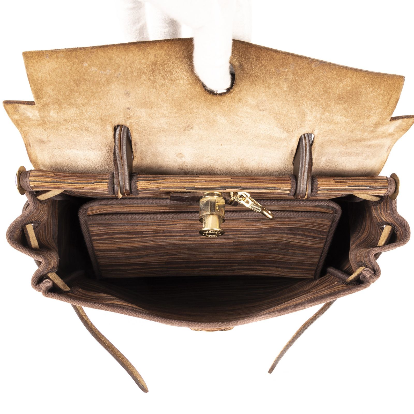 バレニアレザーA