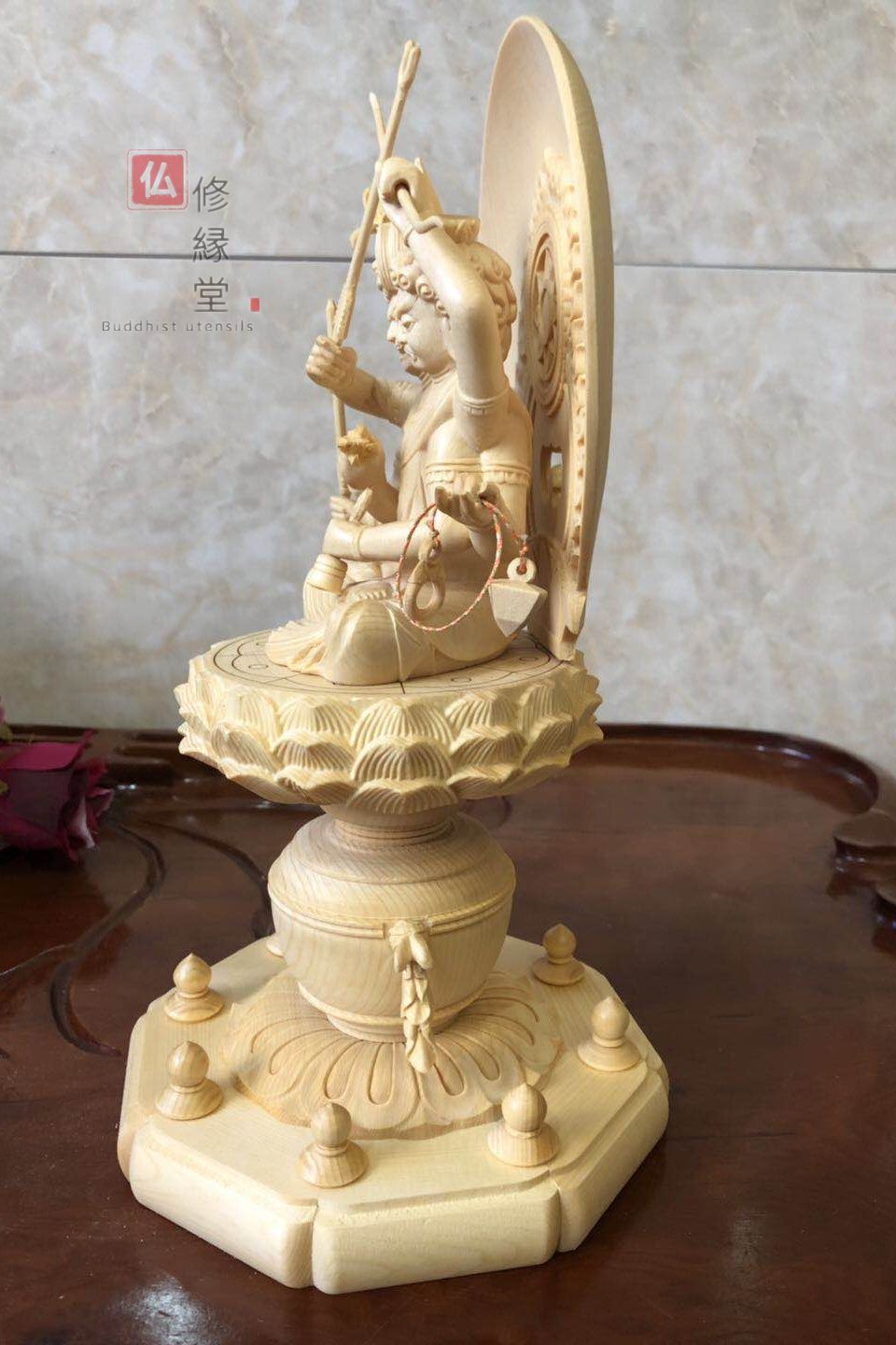 爆買い人気SALE最高級 木彫り 仏像 愛染明王座像 一刀彫 天然木檜材 彫刻 仏教工芸 仏像