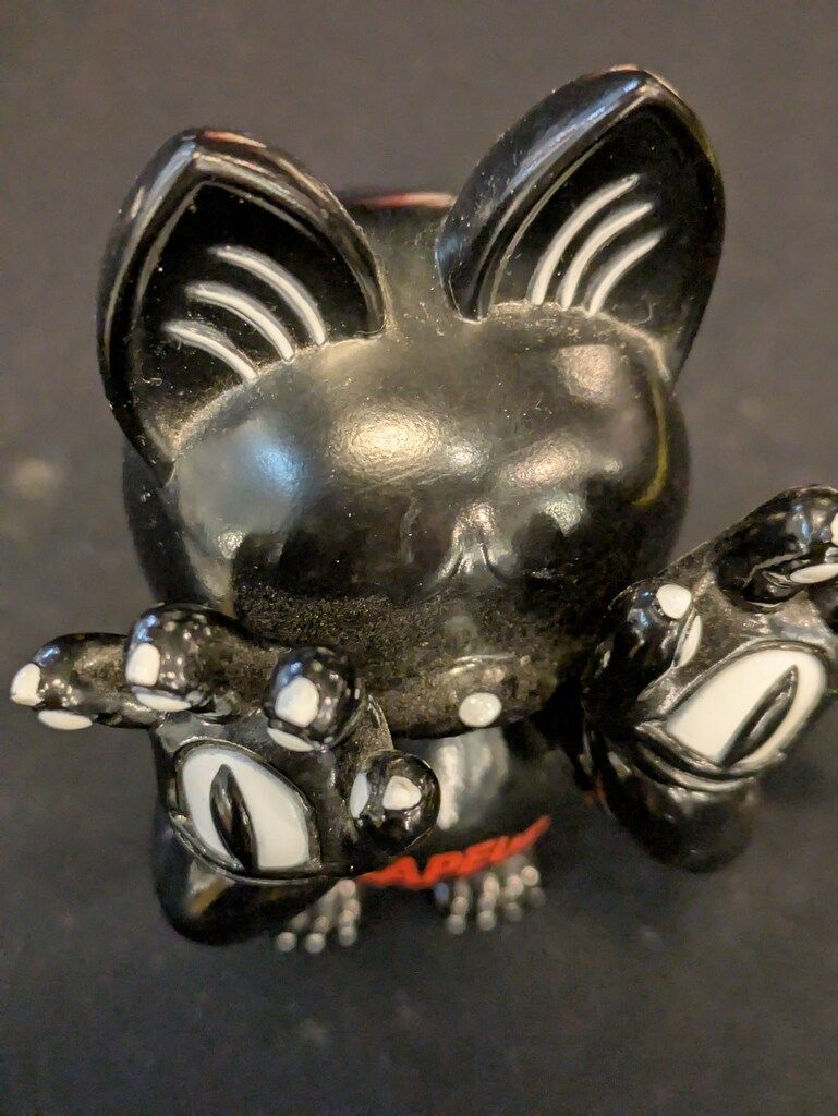 GRAPE BRAIN ジゴクネコ おにぎり SAPEur 別注 - メルカリ