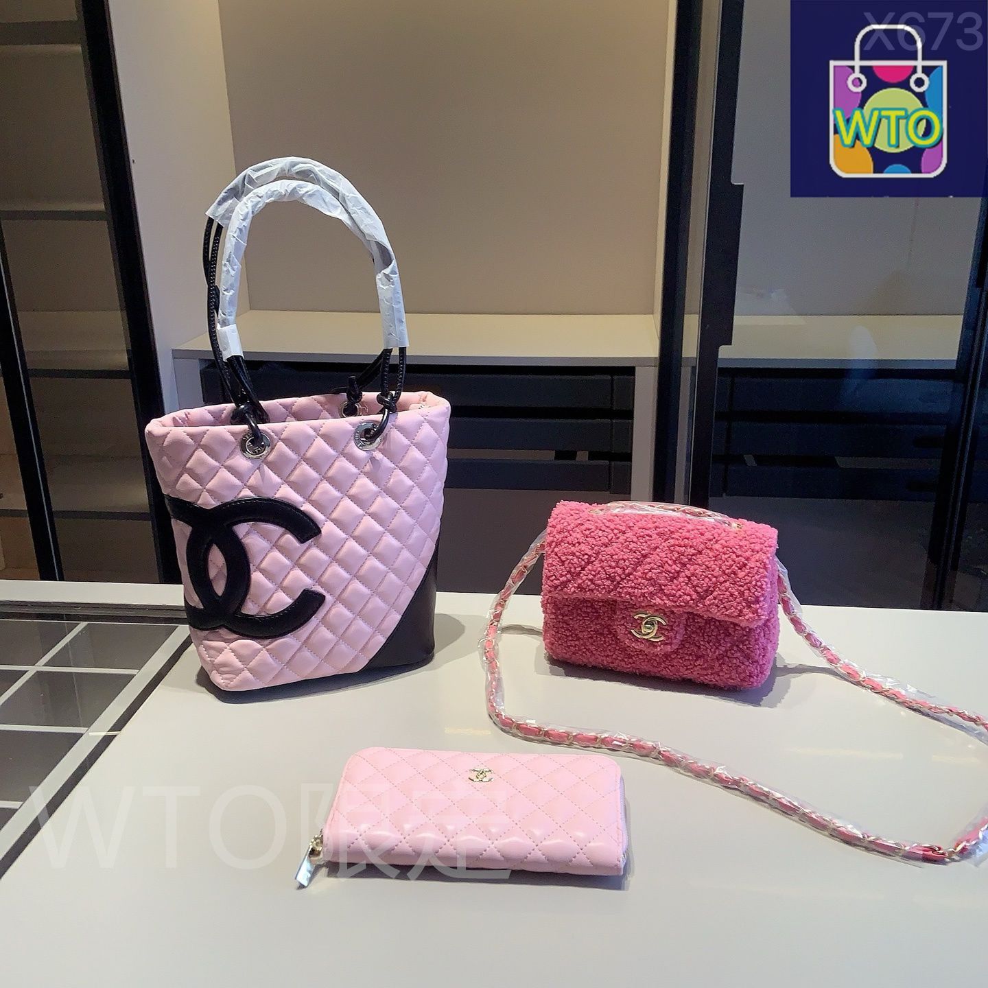 今日特価】Chanel X675 3点セット, トートバッグ＆スクエア