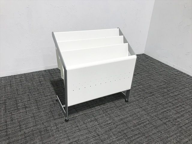 パンフレットスタンド 3列3段 雑誌架 オカムラ ネオホワイト