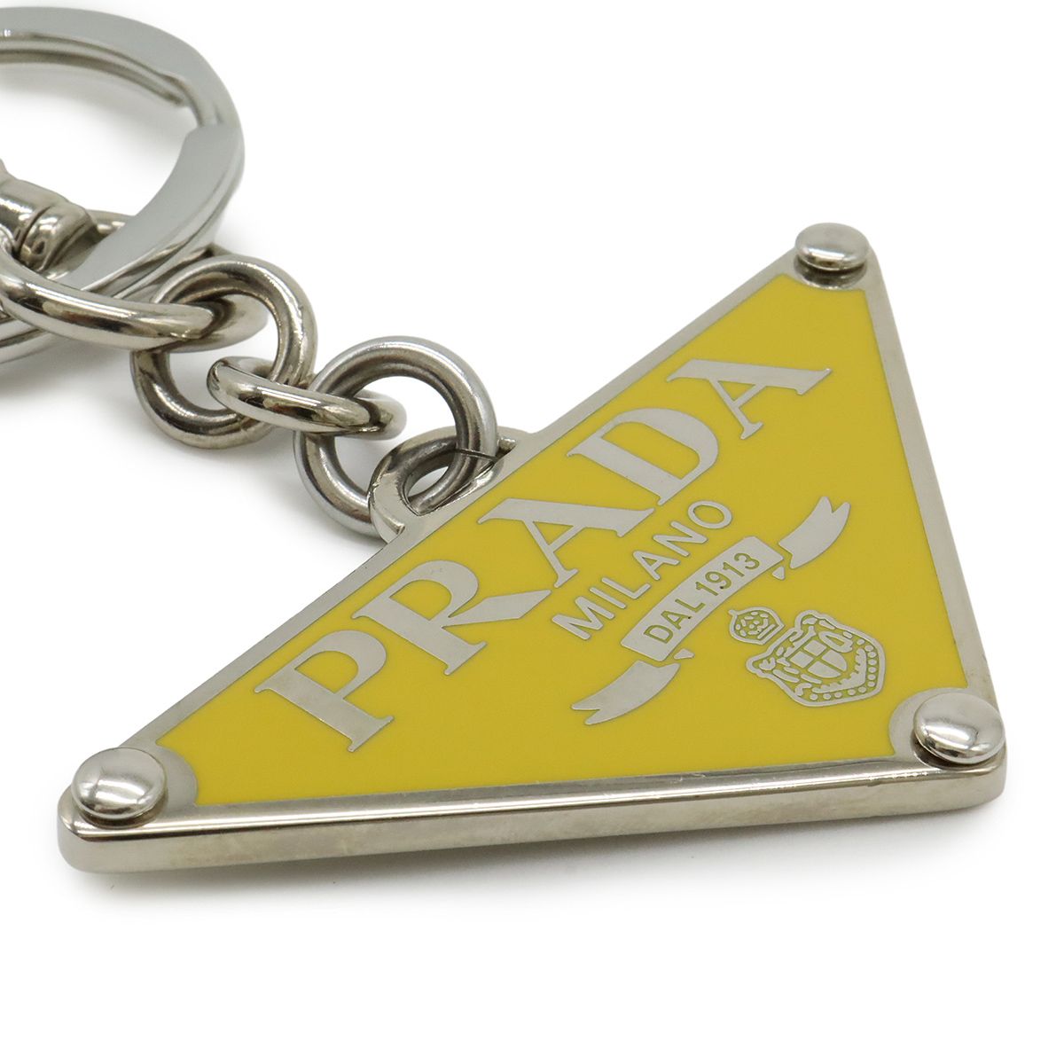イエロー　キーリング PRADA プラダ トライアングルロゴ キーホルダー キーリング