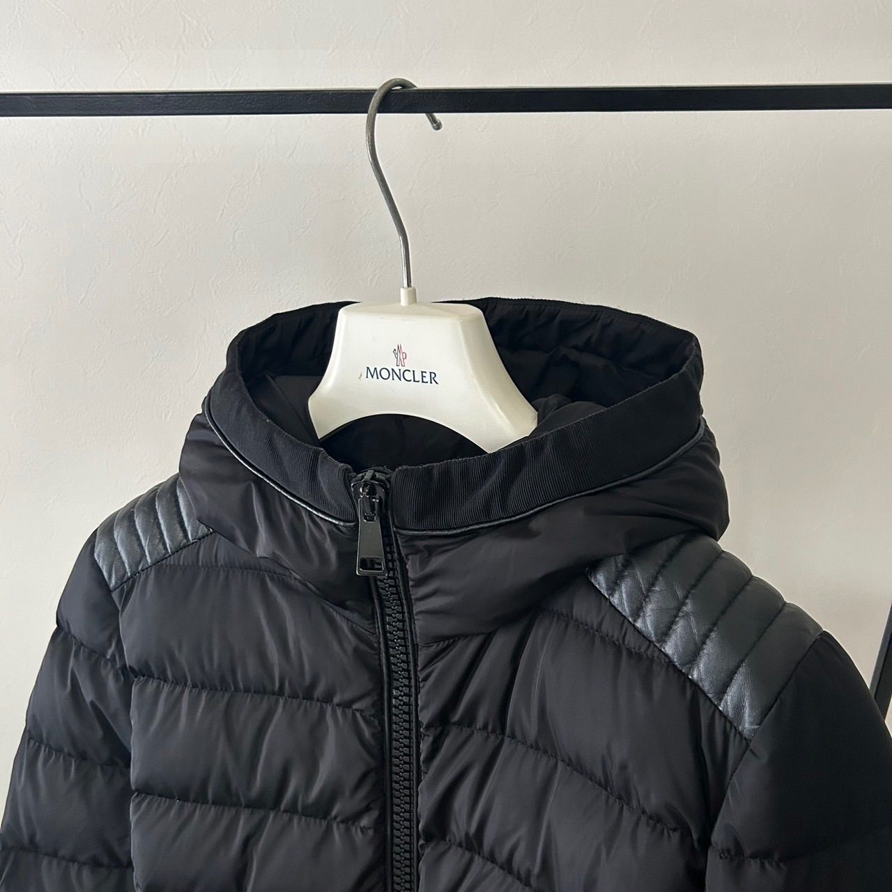 モンクレール talev 0 ブラック 楽天市場】モンクレール MONCLER レディース TALEV タレブ