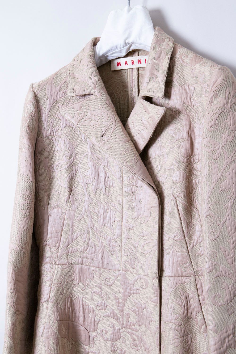 p*i様 MARNI マルニのコート　ロゴ刺繍　花柄 MARNI マルニのコート ロゴ刺繍 花柄 MARNI マルニ 花柄刺繍コート