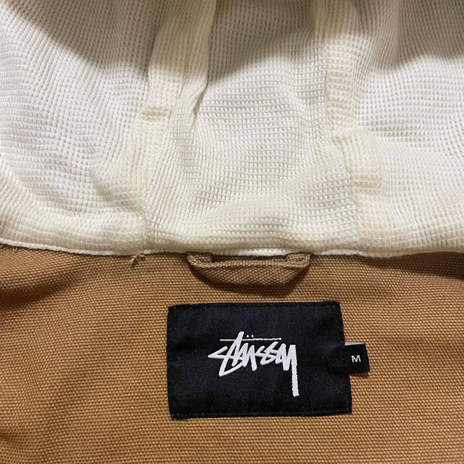 STUSSY アクティブJKT ダック地 刺繍ロゴ - メルカリ