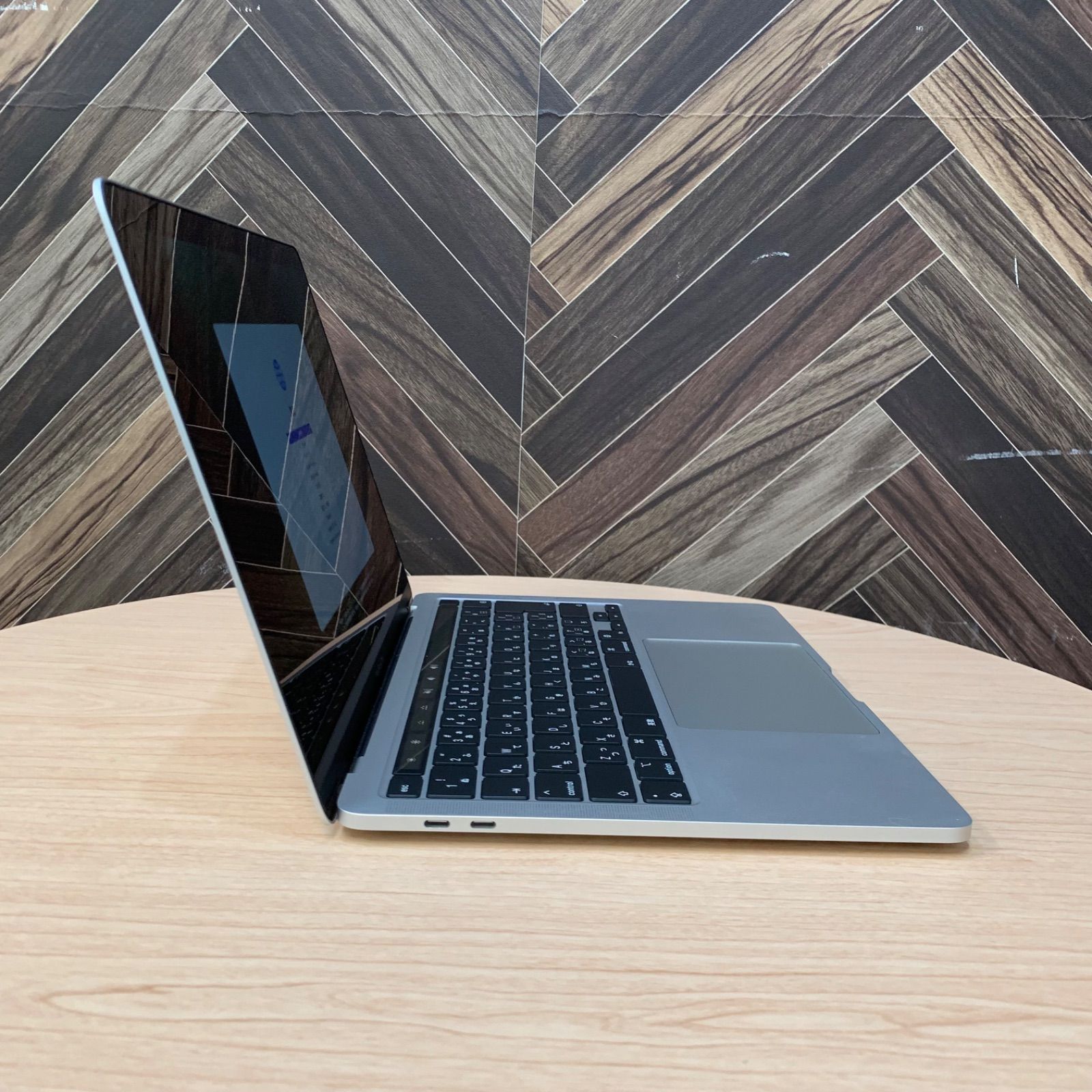 M1 MacBookPro（13inch 2020) 1TB 13 Inch Macbook Pro 2020 Apple