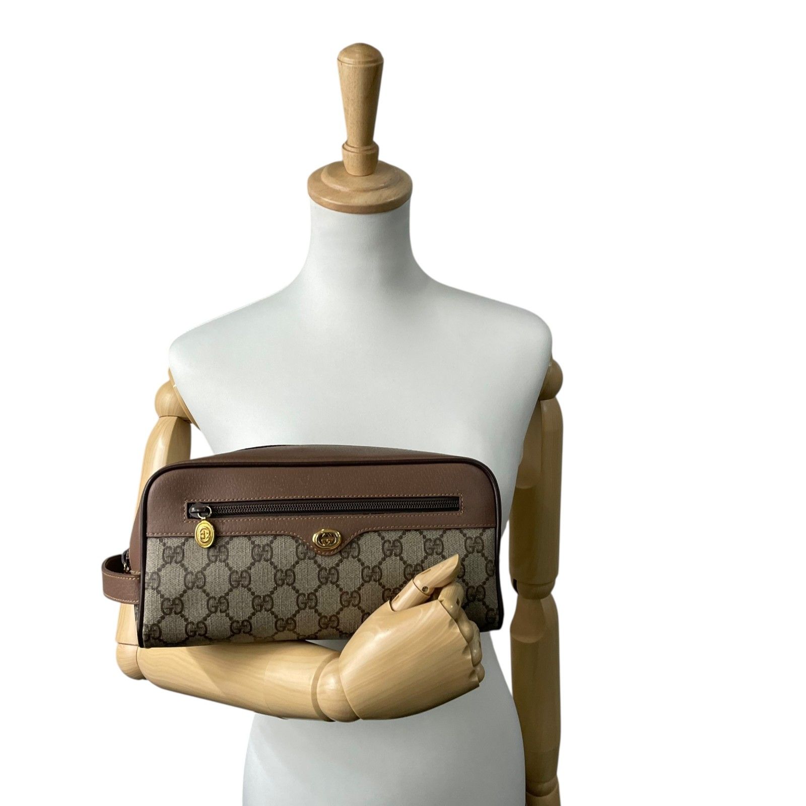 GUCCI クラッチバッグ セカンドバッグ GG柄 ヴィンテージ 美品 GUCCI グッチ オールドグッチ GG柄 クラッチバッグ