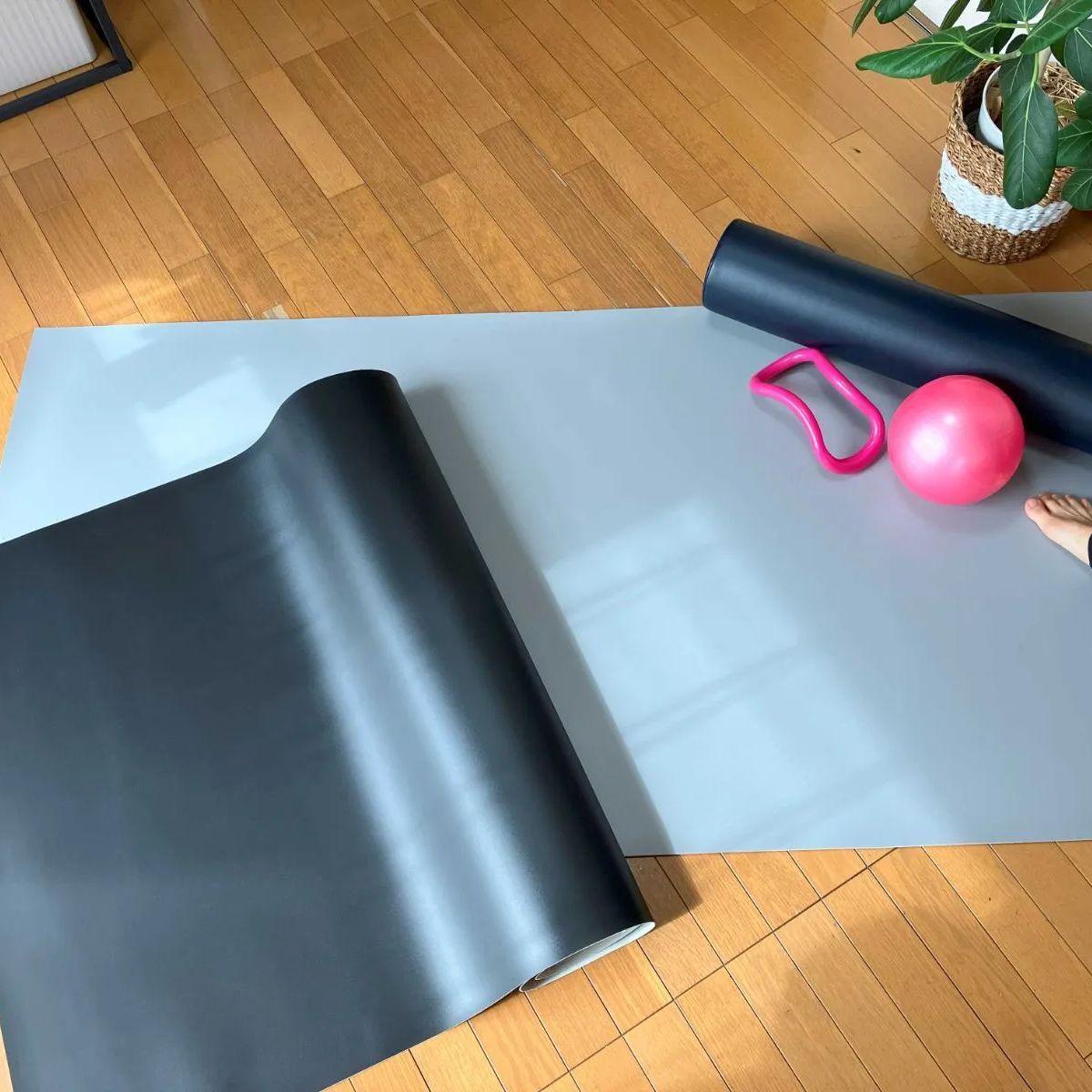 中古品 ※ブラック色 バレエマット リノリウムマット バレーマット