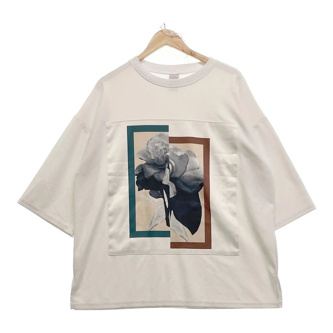 CASPER JOHN キャスパージョン M メンズ Tシャツ スリットフラワーグラフィックビッグTシャツ 肩部分に毛玉あり  20240607-0032 - メルカリ