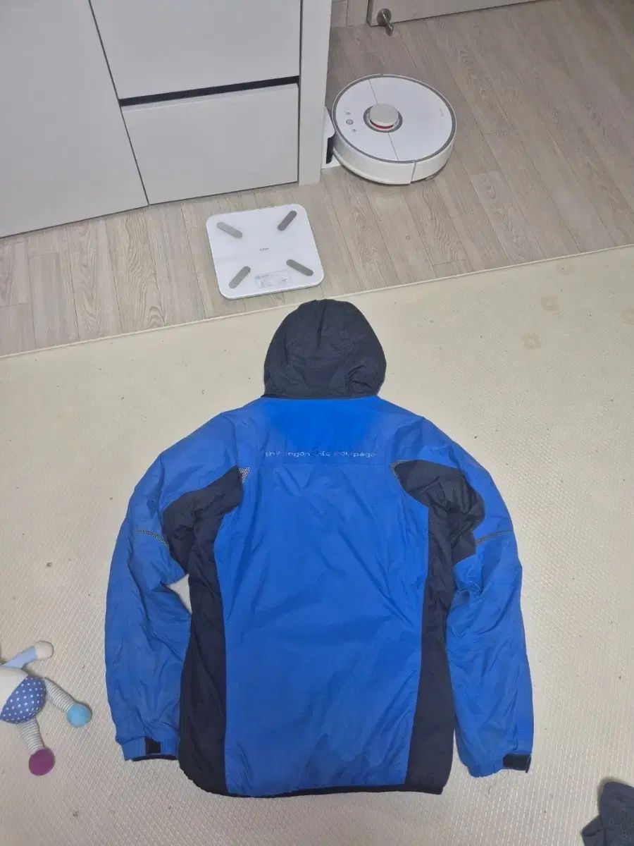 柄 MONTURA モンチュラ ネビス L サイズ