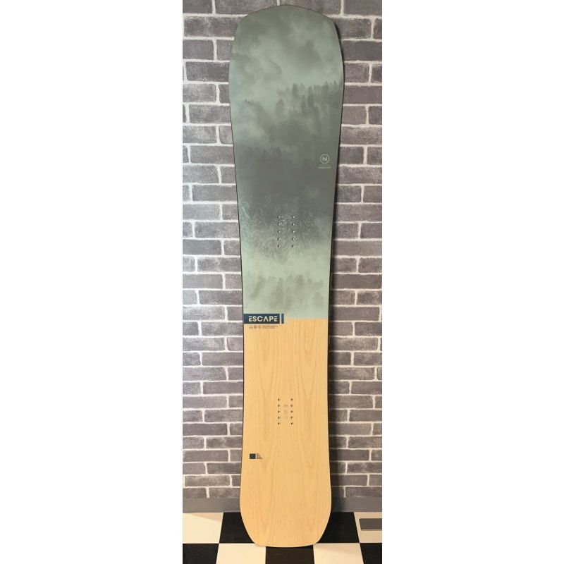 ラスト1点】 メンズ スノーボード 板 型落ち 旧モデル 159cm