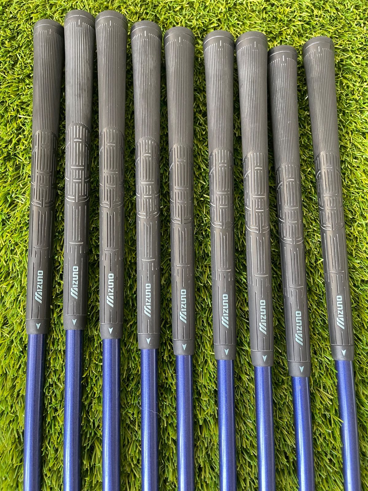 MIZUNO Notus