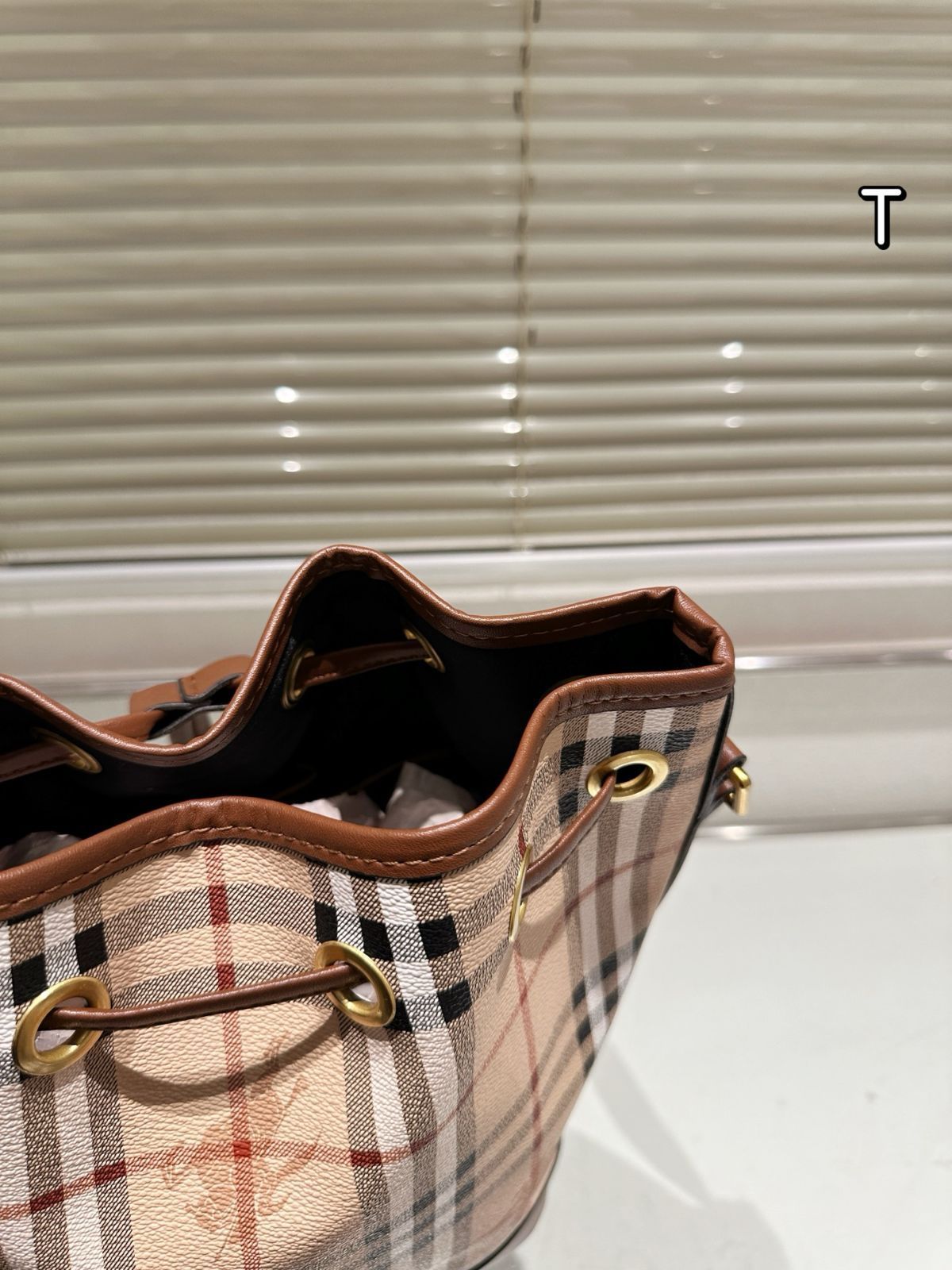 ★関税込み・送料無料★ バーバリー バケットバッグ BURBERRY バーバリー TBロゴ バケットバッグ ブランドオフ PVC