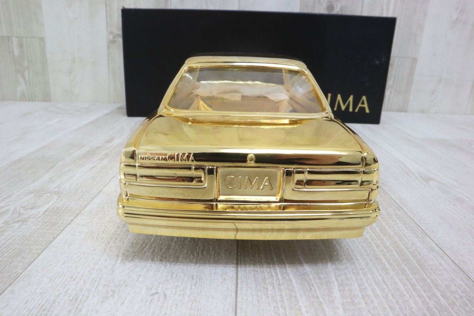 日産シーマ