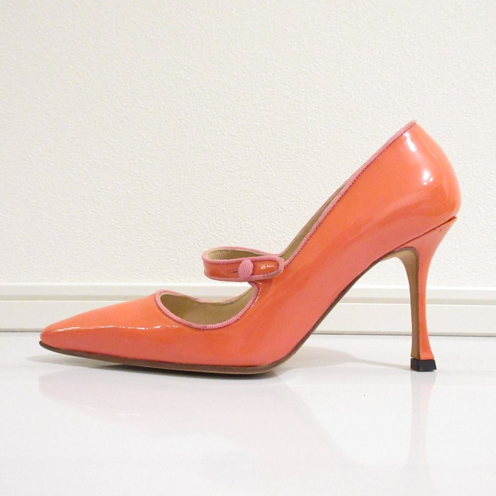 BLAHNIK マノロブラニク