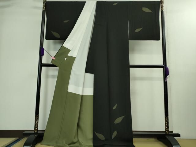 平和屋本店■極上　世界的人形師　辻村寿三郎　ジュサブロー　訪問着　舞桜　花弁　黒地　鬼しぼ縮緬　ロング丈　逸品　DZAB0336kh5 平和屋本店□極上 世界的人形師 辻村寿三郎 ジュサブロー 訪問着 舞桜