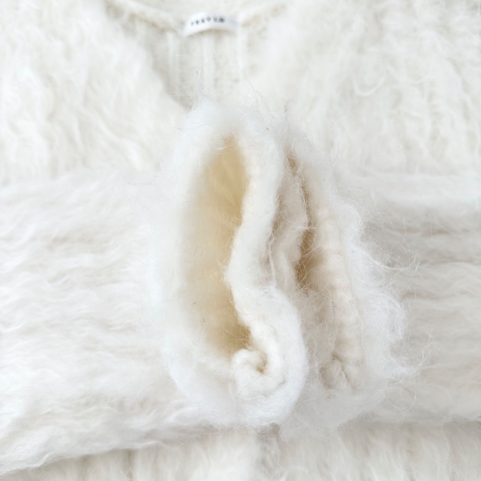 新品 フレイアイディー 24AW モヘアMIXシャギーカーディガン ホワイト