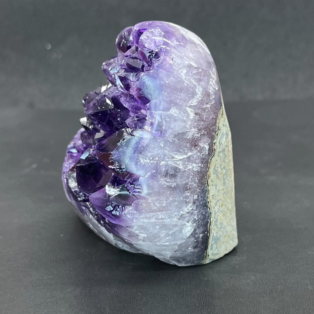 151　高品質★アメジストジオード 原石 331g 天然石 浄化 パワーストーン 151高品質☆アメジストジオード 原石 331g 天然石 浄化 パワーストーン