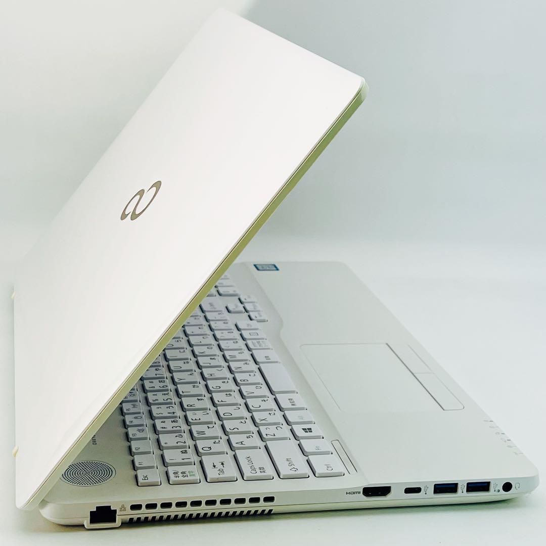 Core i7✨SSD1TB✨32GB✨カメラ✨富士通✨ホワイト✨ノートパソコン 富士通 - Core i7✨SSD1TB✨32GB✨カメラ✨富士通✨ホワイト