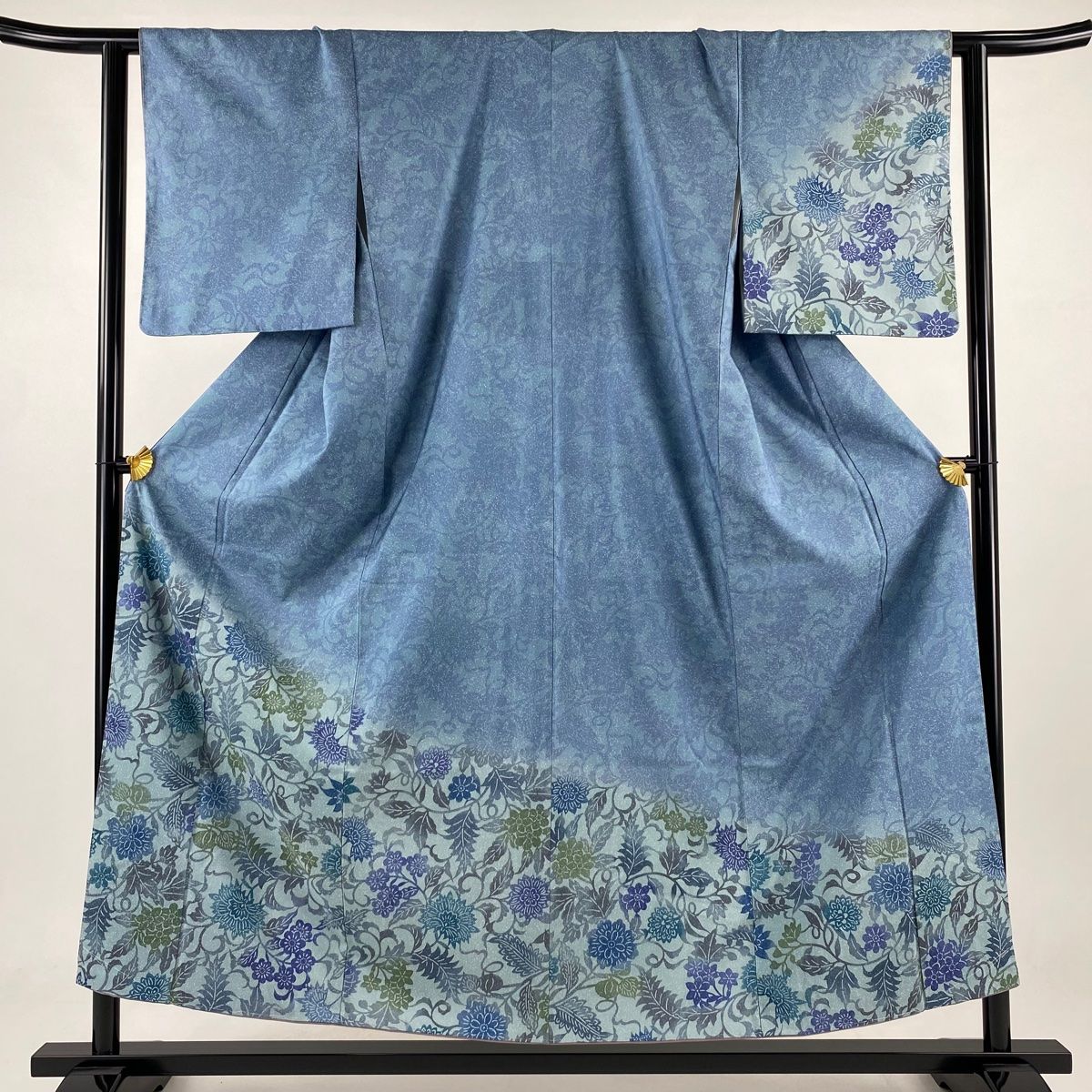 付下げ 身丈155.5cm 裄丈62cm S 袷 大島紬地 証紙 花唐草 ぼかし 水色 正絹 名品