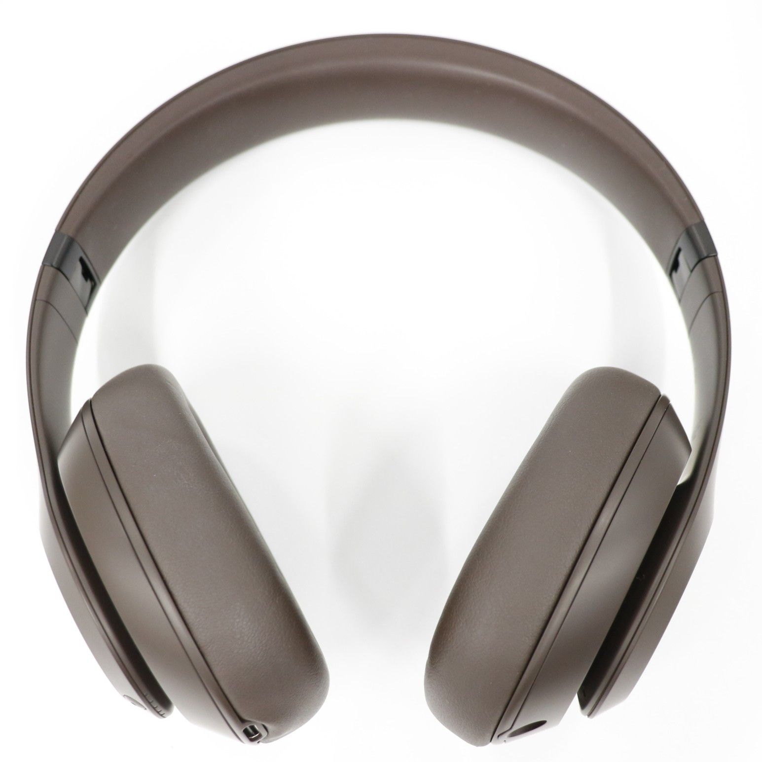Beats Studio Pro ワイヤレスノイズキャンセリングヘッドフォン 