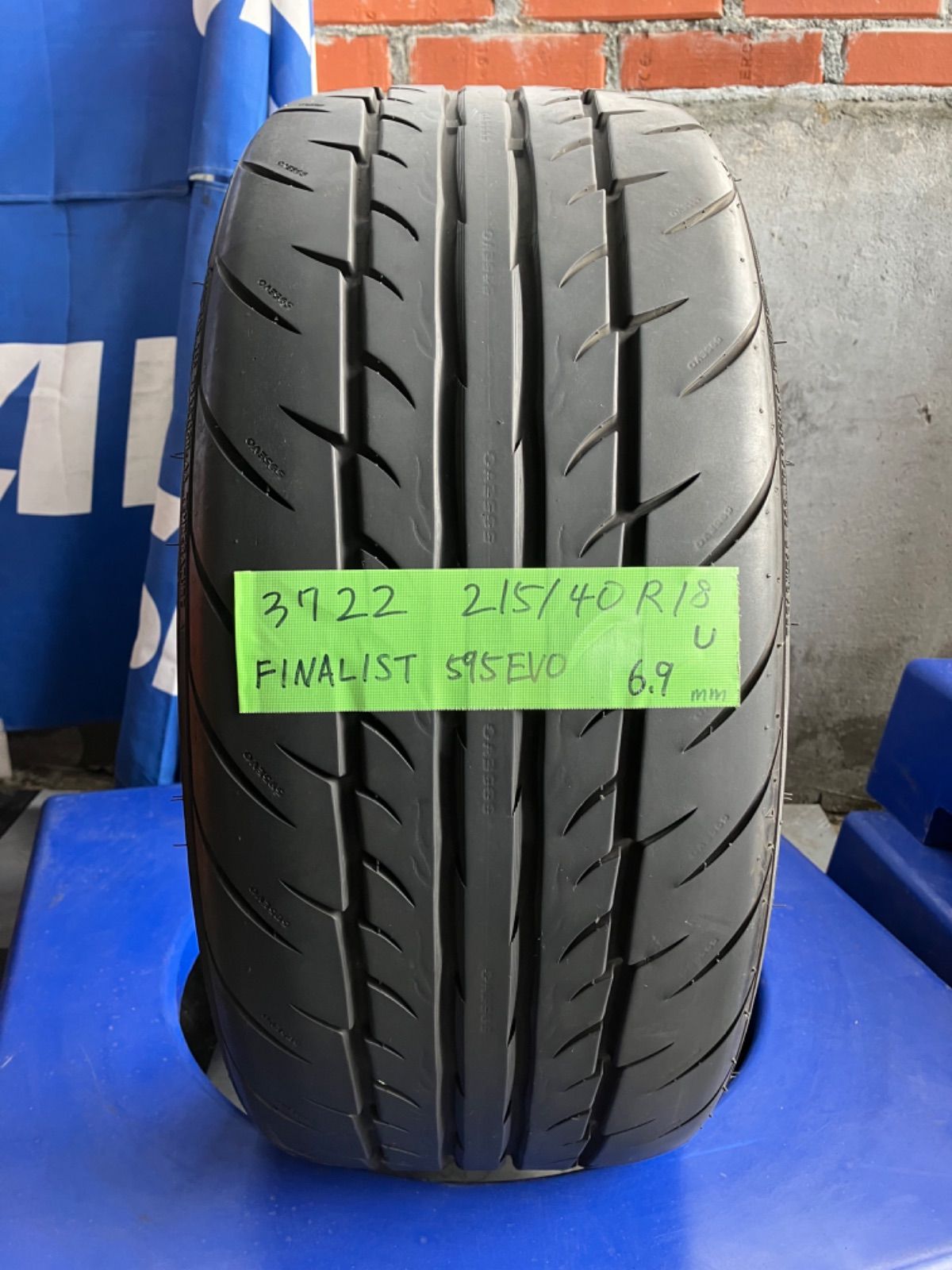 送料込み］ 215/40R18 ファイナリスト FINALIST 595 EVO 中古タイヤ1本 