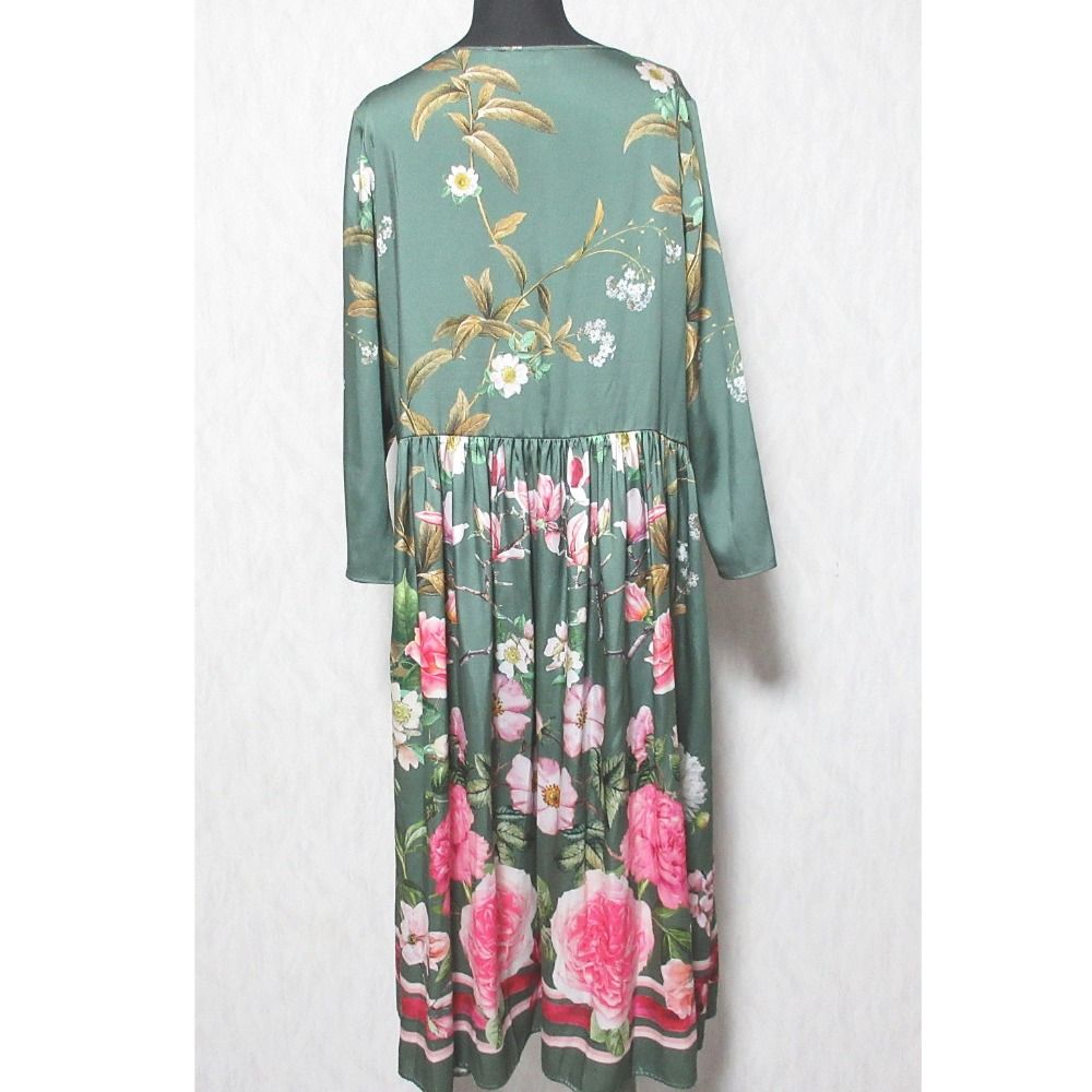 美品 BLUGIRL BLUMARINE ブルーガール ブルマリン フローラルプリント 
