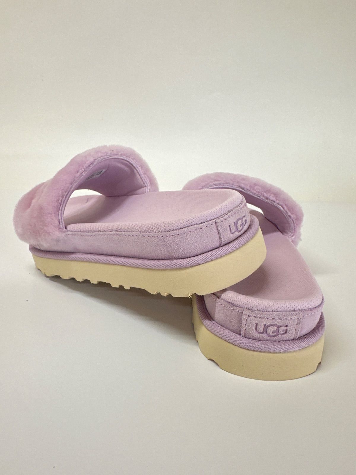 新品未使用】 UGG 1111236 アグ サンダル LATON FUR SLIDE