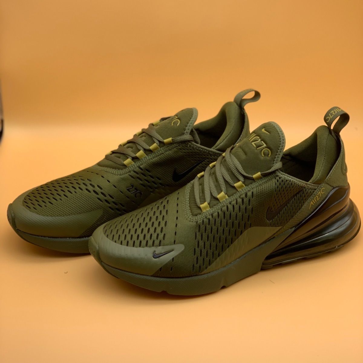 NIKE AIR MAX 270 日本未発売 - メルカリ