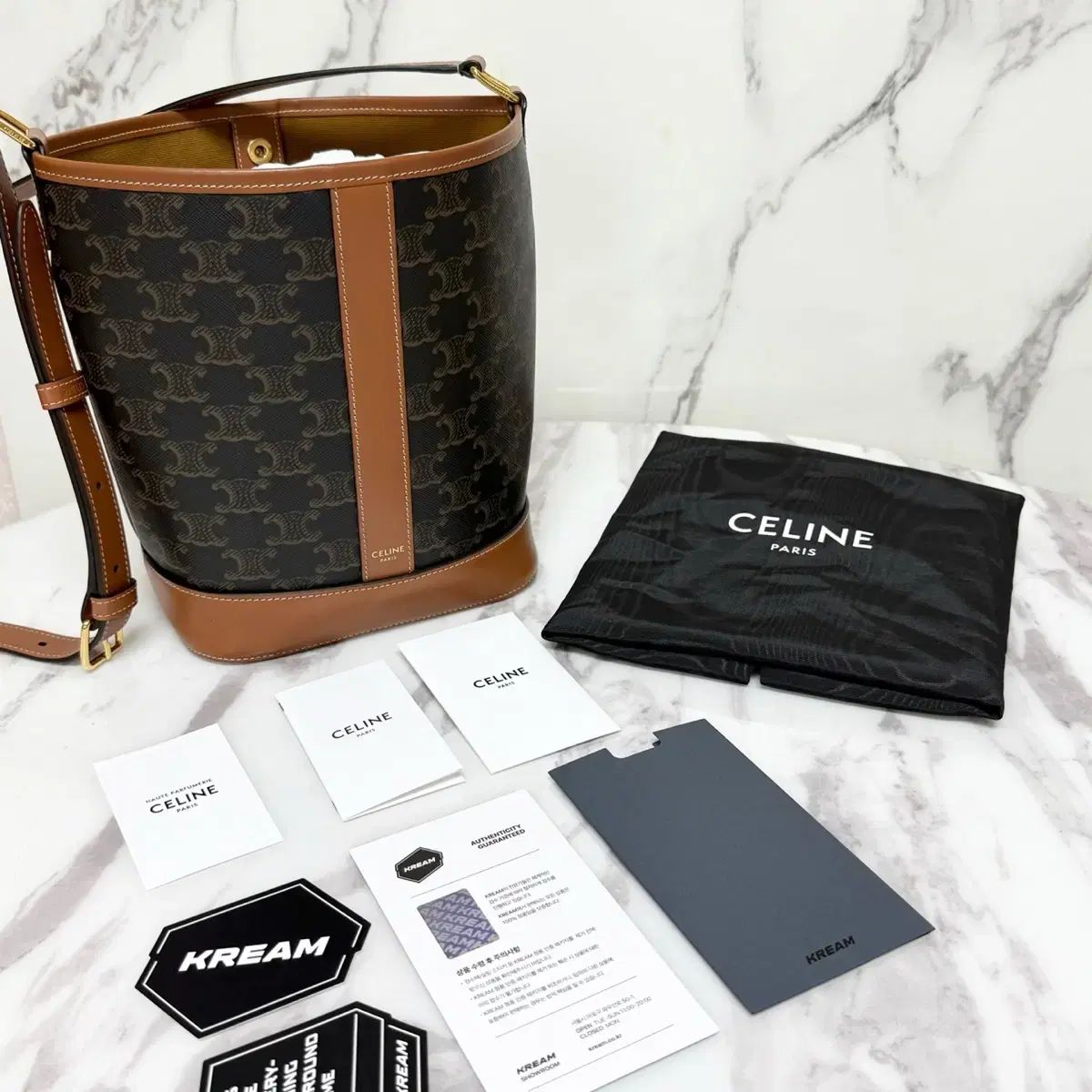 スモール ほぼ Celine セリーヌ トリオンフ バケットバッグ
