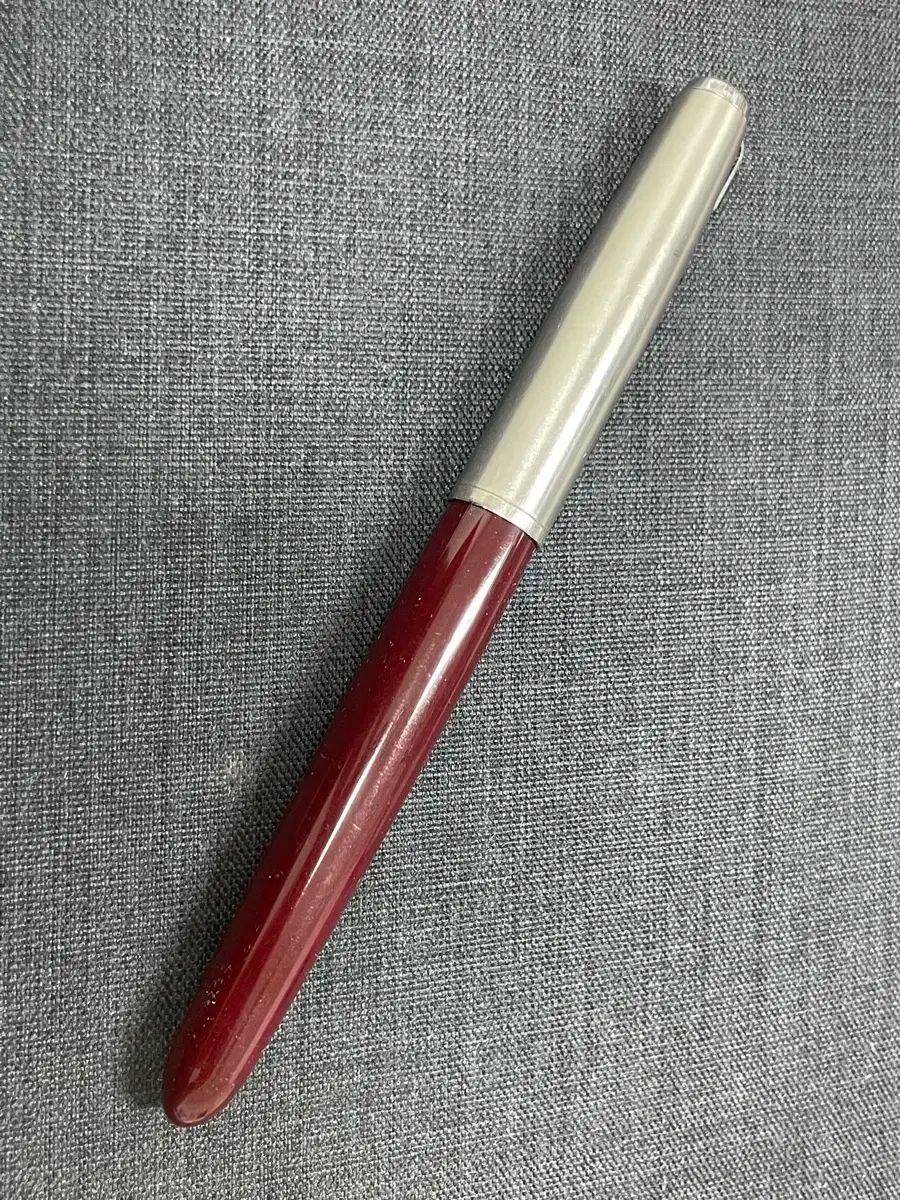 パーカ 万年筆 51 バーガンディ 14K Fニブ