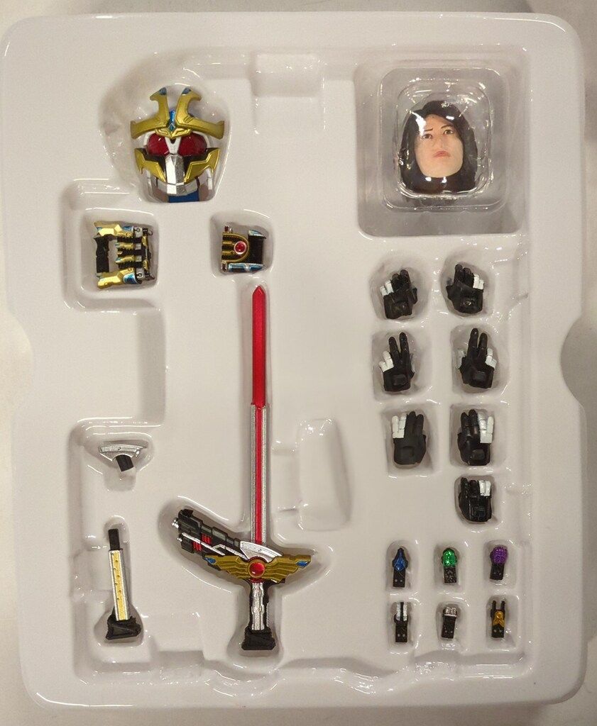 仮面ライダーキバ 仮面ライダーイクサ