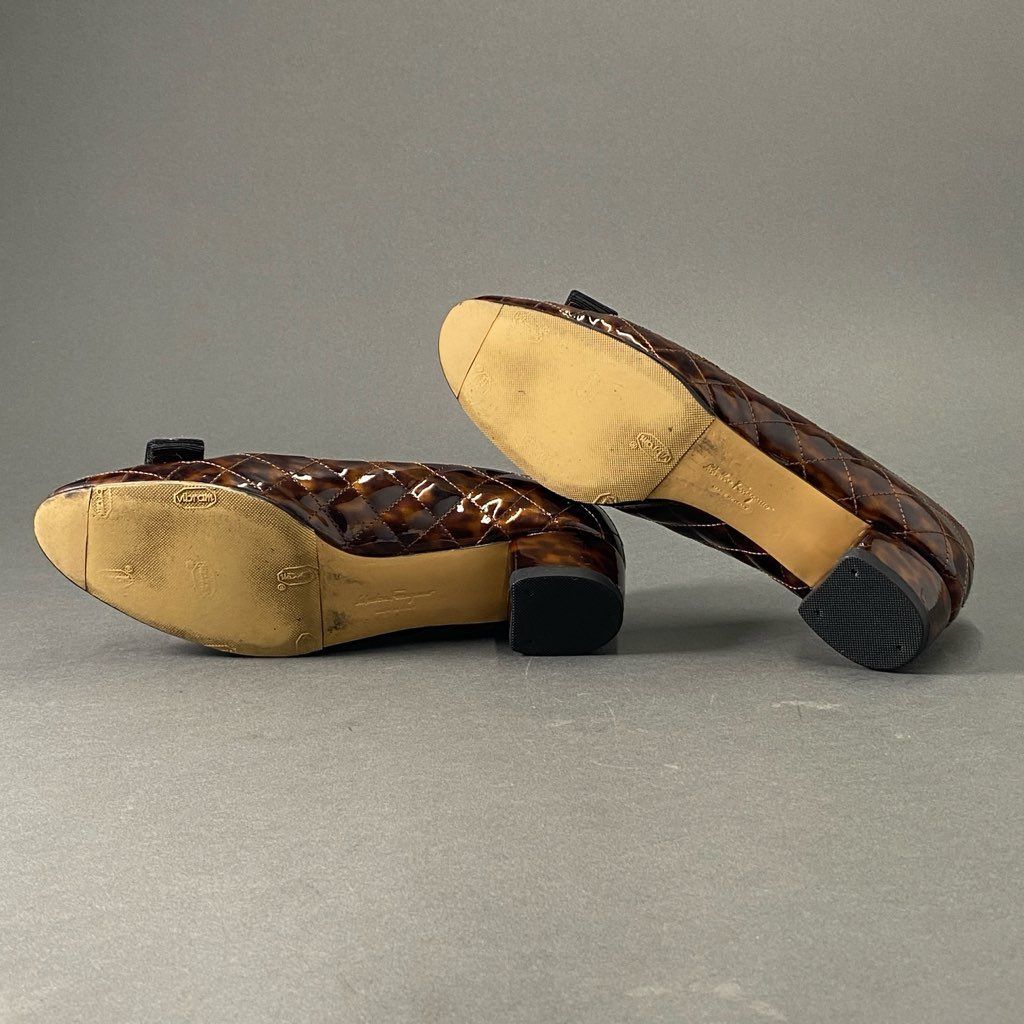 サルヴァトーレフェラガモ Ferragamo ヒョウ柄パンプス　ヴァラ リボン サルヴァトーレフェラガモ Ferragamo ヒョウ柄パンプスヴァラ リボン