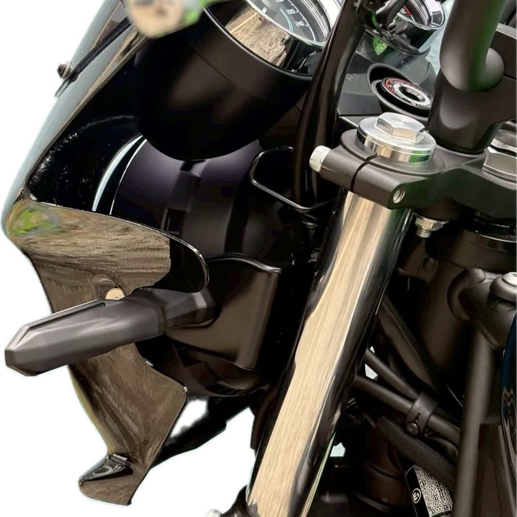 【あおと】Z650RS ビキニカウル エボニーブラック あおと様専用】Z650RS ビキニカウル エボニーブラック - メルカリ