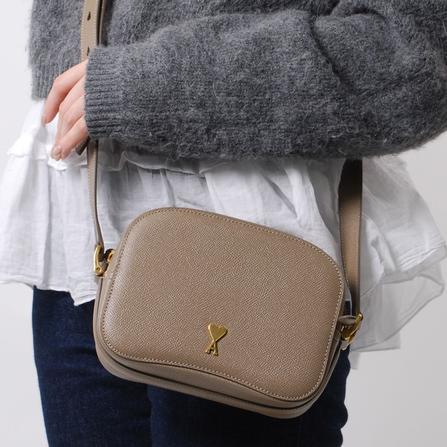 新品未使用】AMI PARIS アミパリス カメラバッグ ショルダーバッグ 