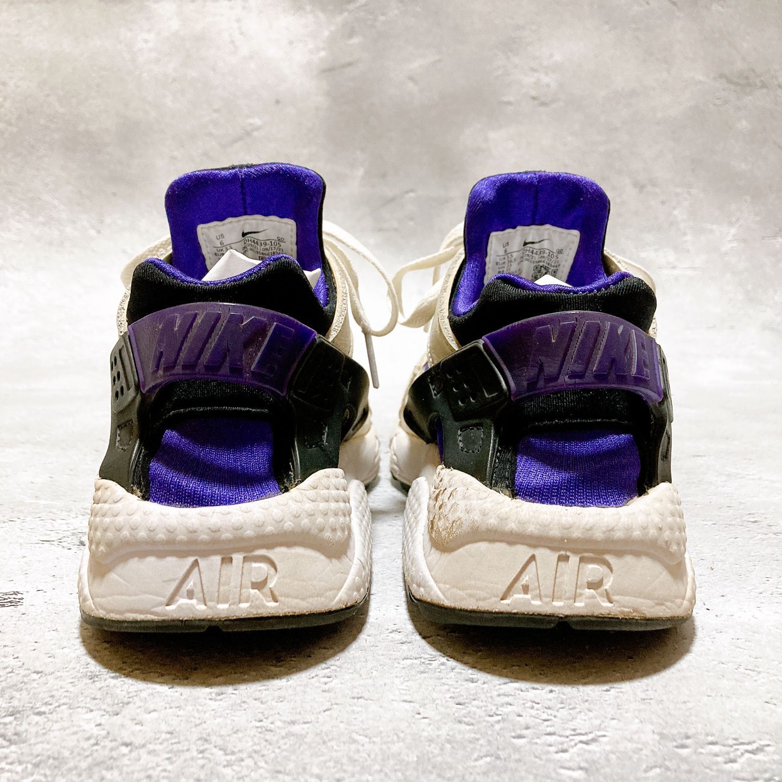 定価 ¥15,400 NIKE W AIR HUARACHE 白/紫 23センチ