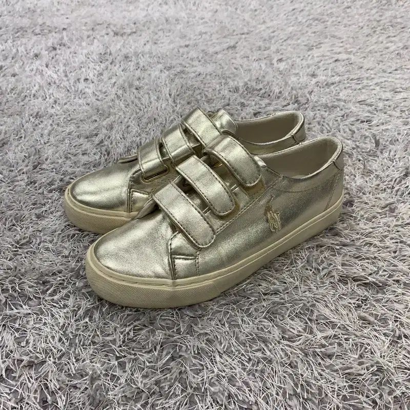 polo(ポロ) Ralph Lauren(ラルフローレン) ゴールド スニーカーズ 靴 235 G00319