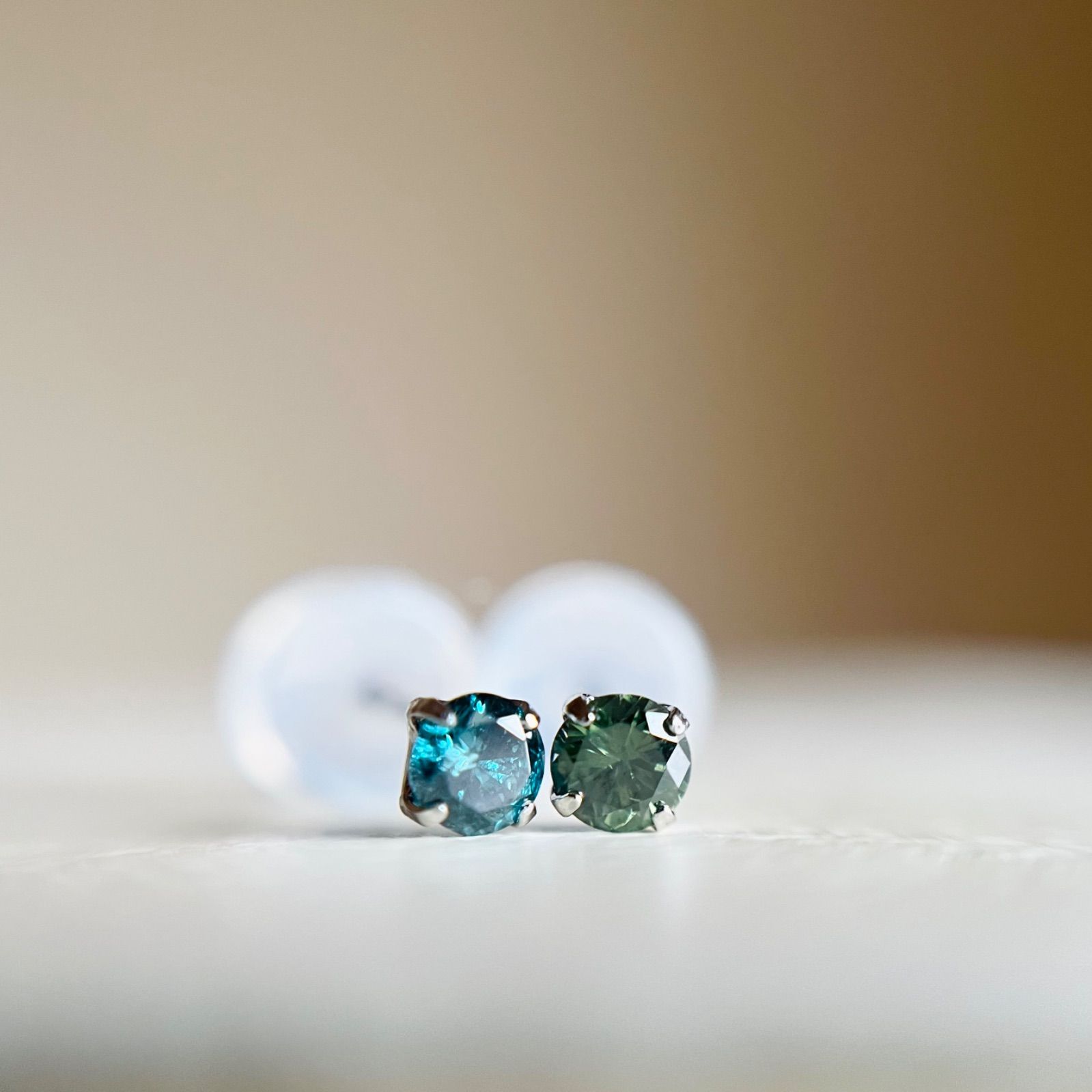 Pt900 天然ブルートリートダイヤモンド 0.18ct ピアス Diamond
