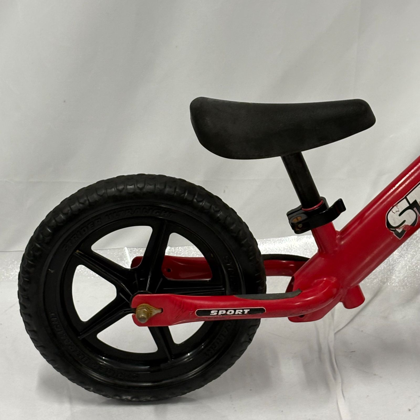 ストライダースポーツ 赤 日本正規品 大人気カラー STRIDER SPORT ストライダー スポーツ レッド 赤
