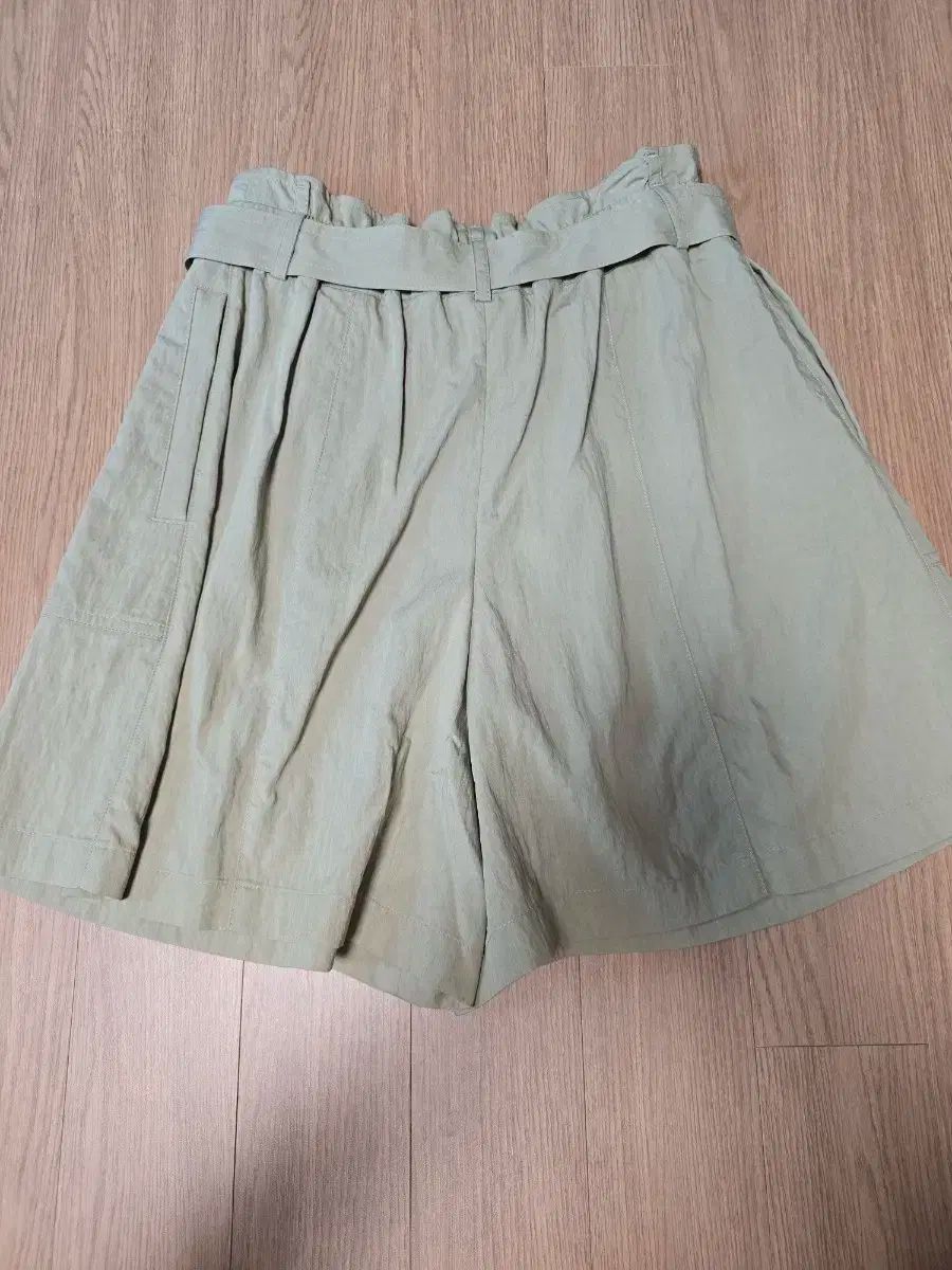 パンツ